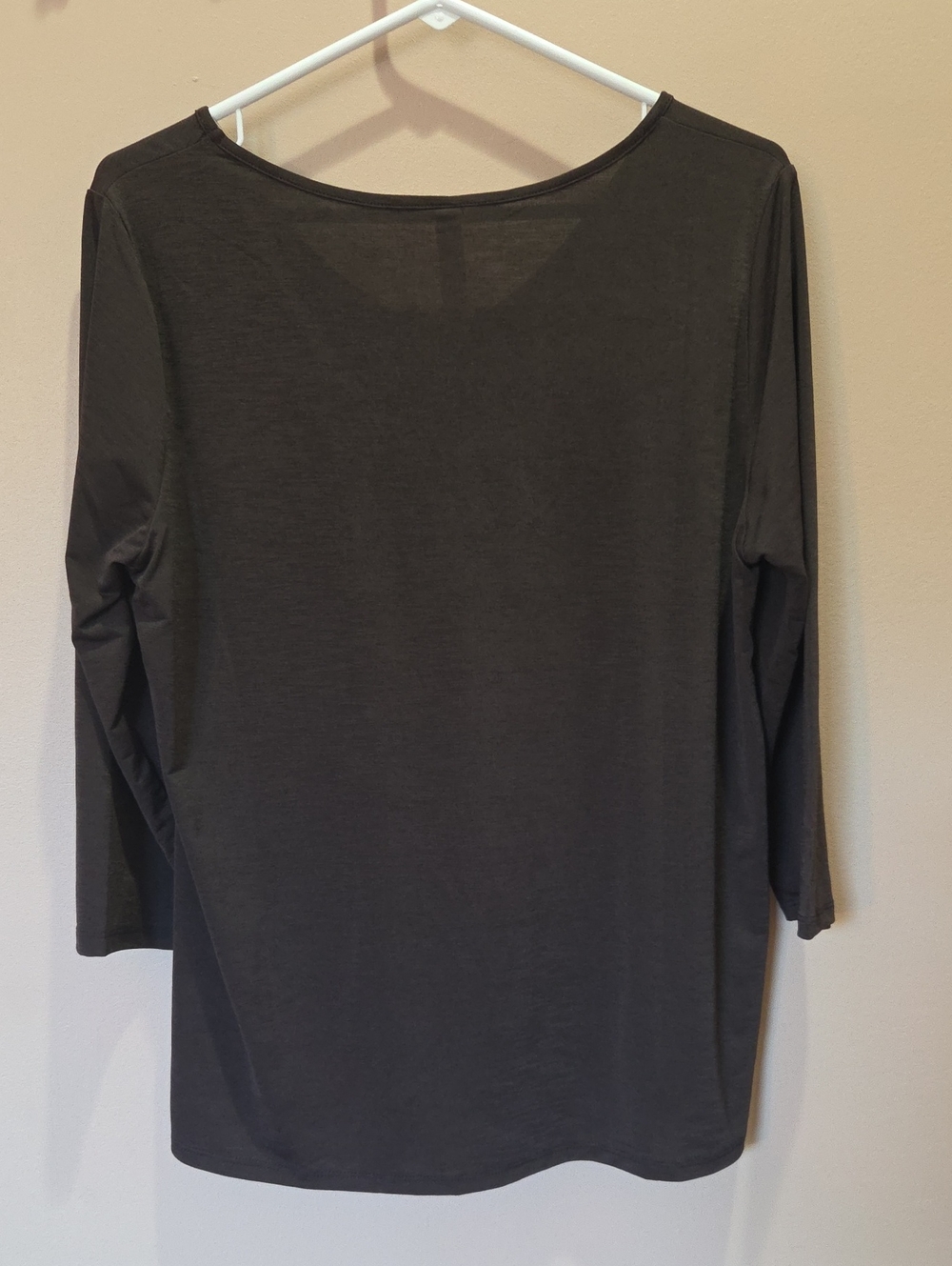 Solid Dark Brown V-Neck Top - Picture 2 of 2
